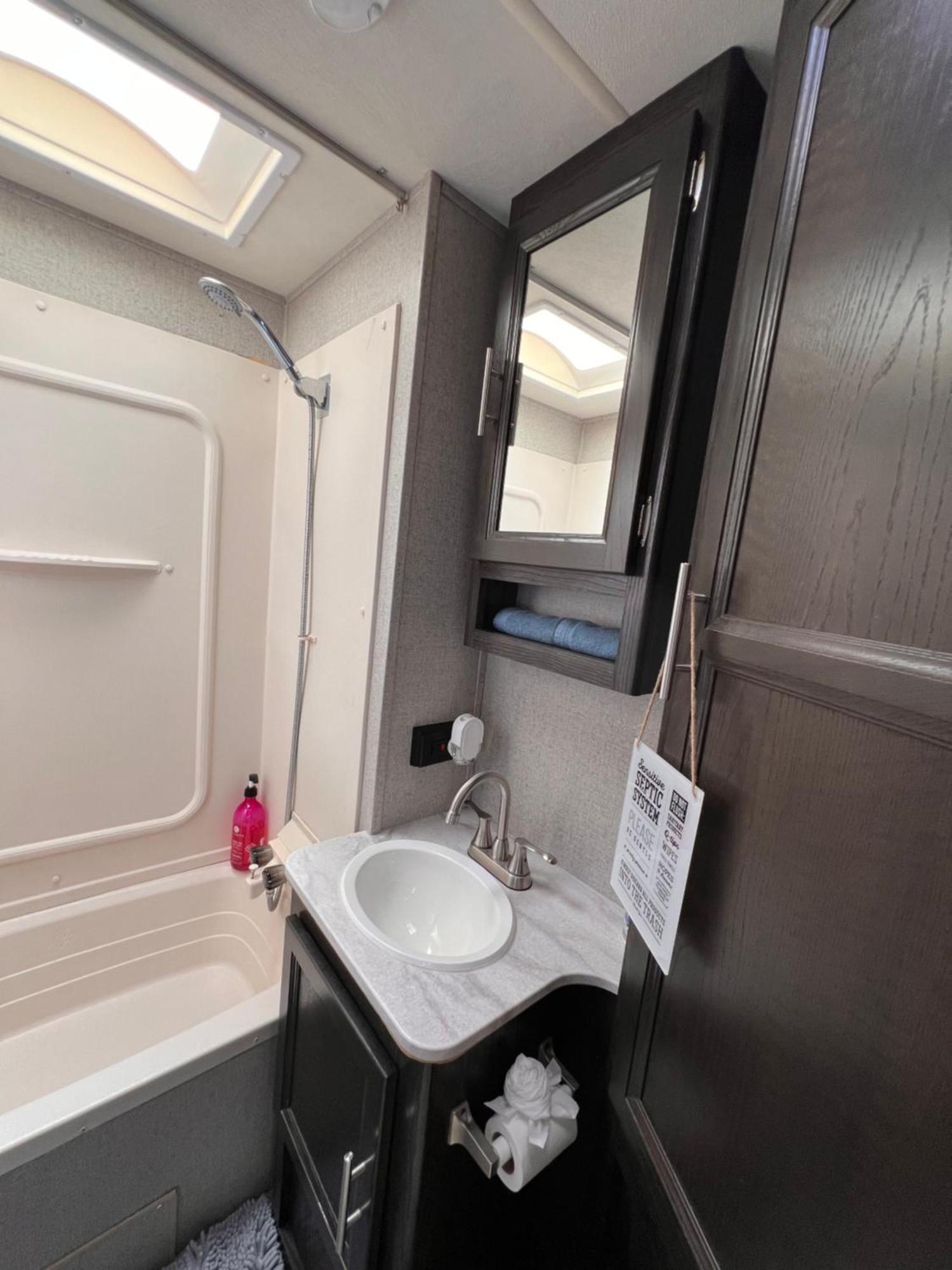 Lake Front Rv Experience Close To Port Canaveral And Kennedy Space Center Hotel Titusville Exterior photo